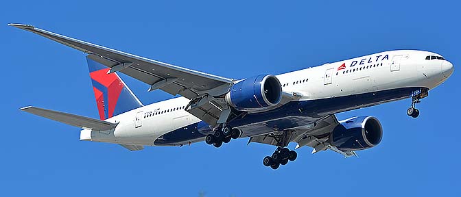 Delta 777-232LR N701DN, Phoenix Sky Harbor, November 6, 2016